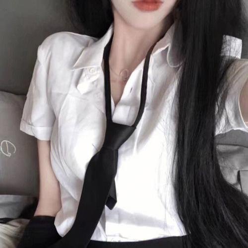想吃掉我的非人少女